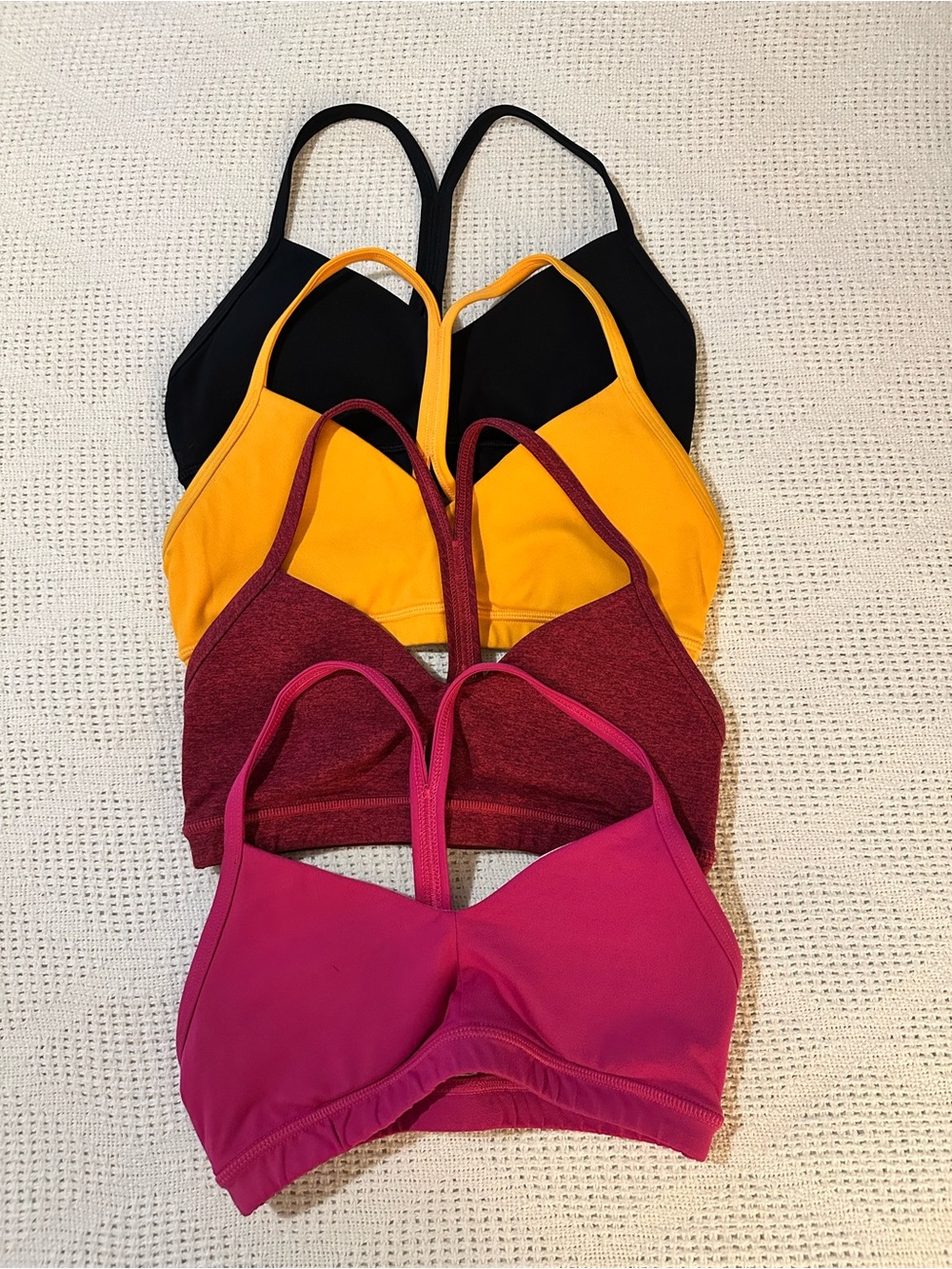 Bundle of 4 Fleo sports bras